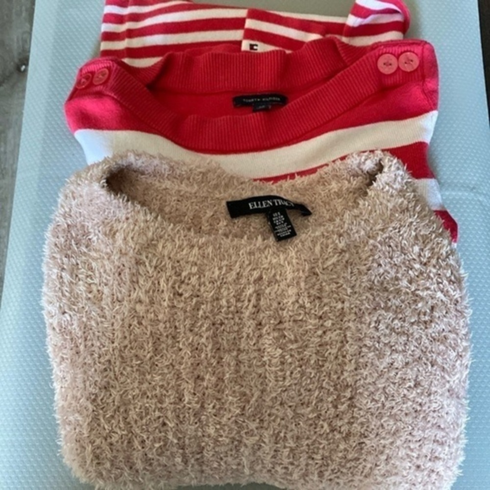 Bundle of women top
